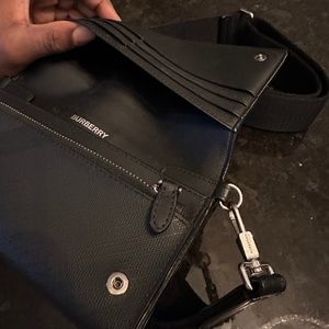 Men’s Burberry Wallet (Black)